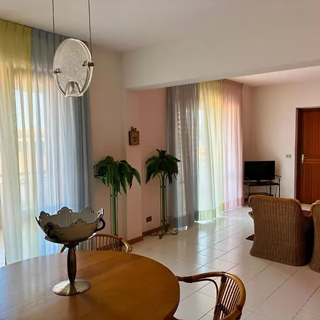 Mediterraneo Apartment *